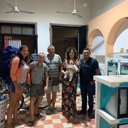 Hostel Casa Quetzal カンペチェ エクステリア 写真