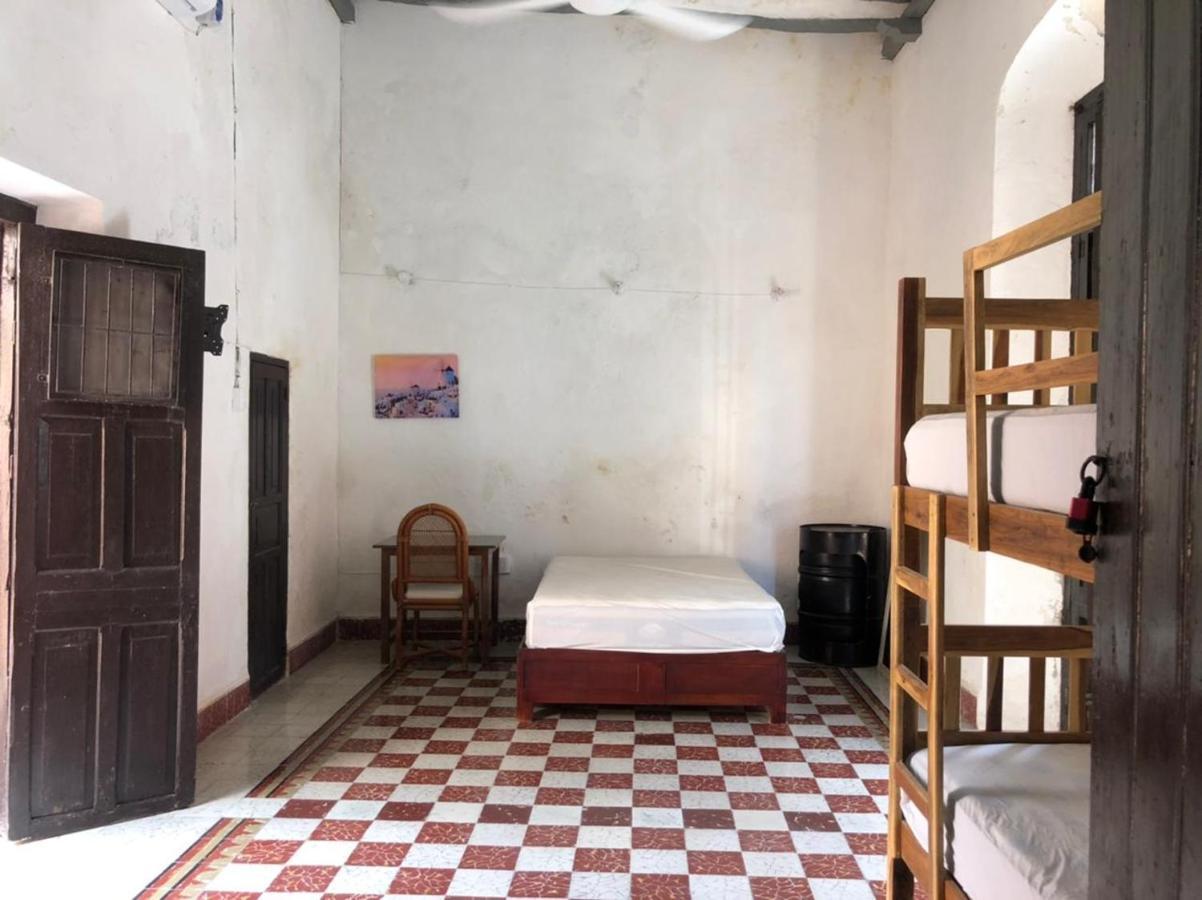 Hostel Casa Quetzal カンペチェ エクステリア 写真